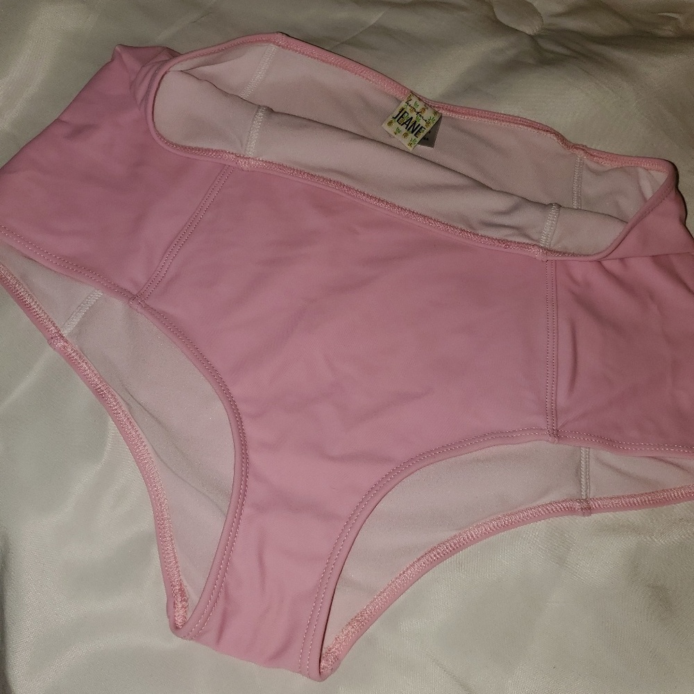 Kortni jeane swim wear